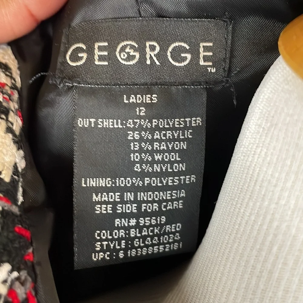 George Ladies Jacket. - Picture 7 of 8